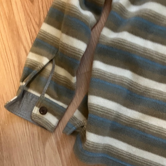 VISSLA Green and Gray Striped Hoodie - Picture 13 of 14